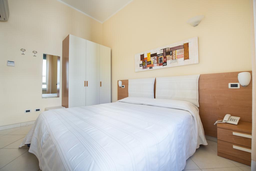 Residence Colombo Viareggio Exterior foto