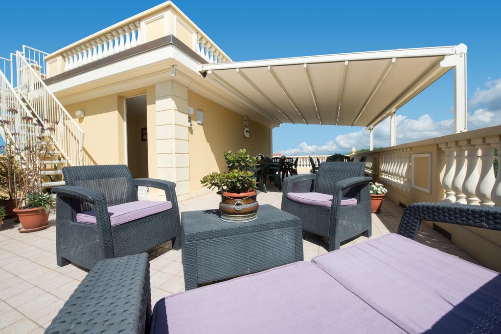 Residence Colombo Viareggio Exterior foto