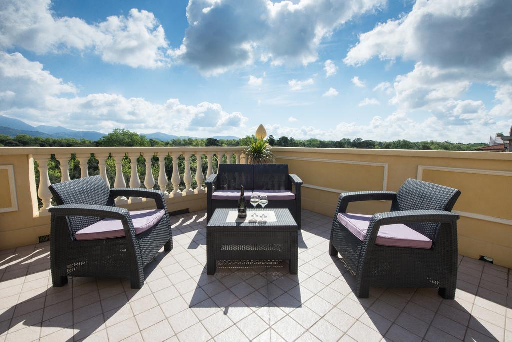 Residence Colombo Viareggio Exterior foto